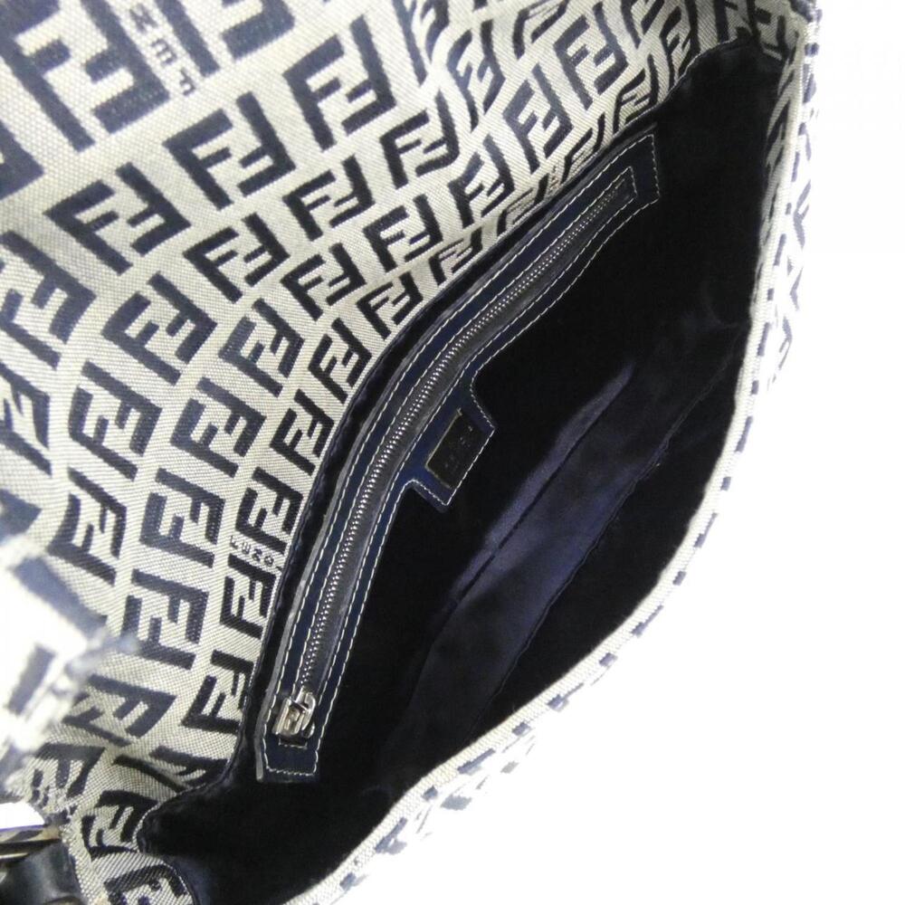 Fendi Baguette 26424 Shoulder Bag - Picture 9 of 10